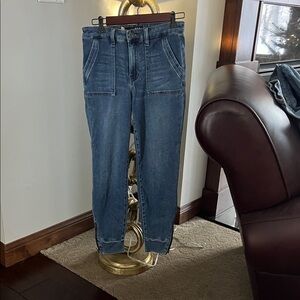 Kut from the Kloth Dark Blue Ankle Jeans